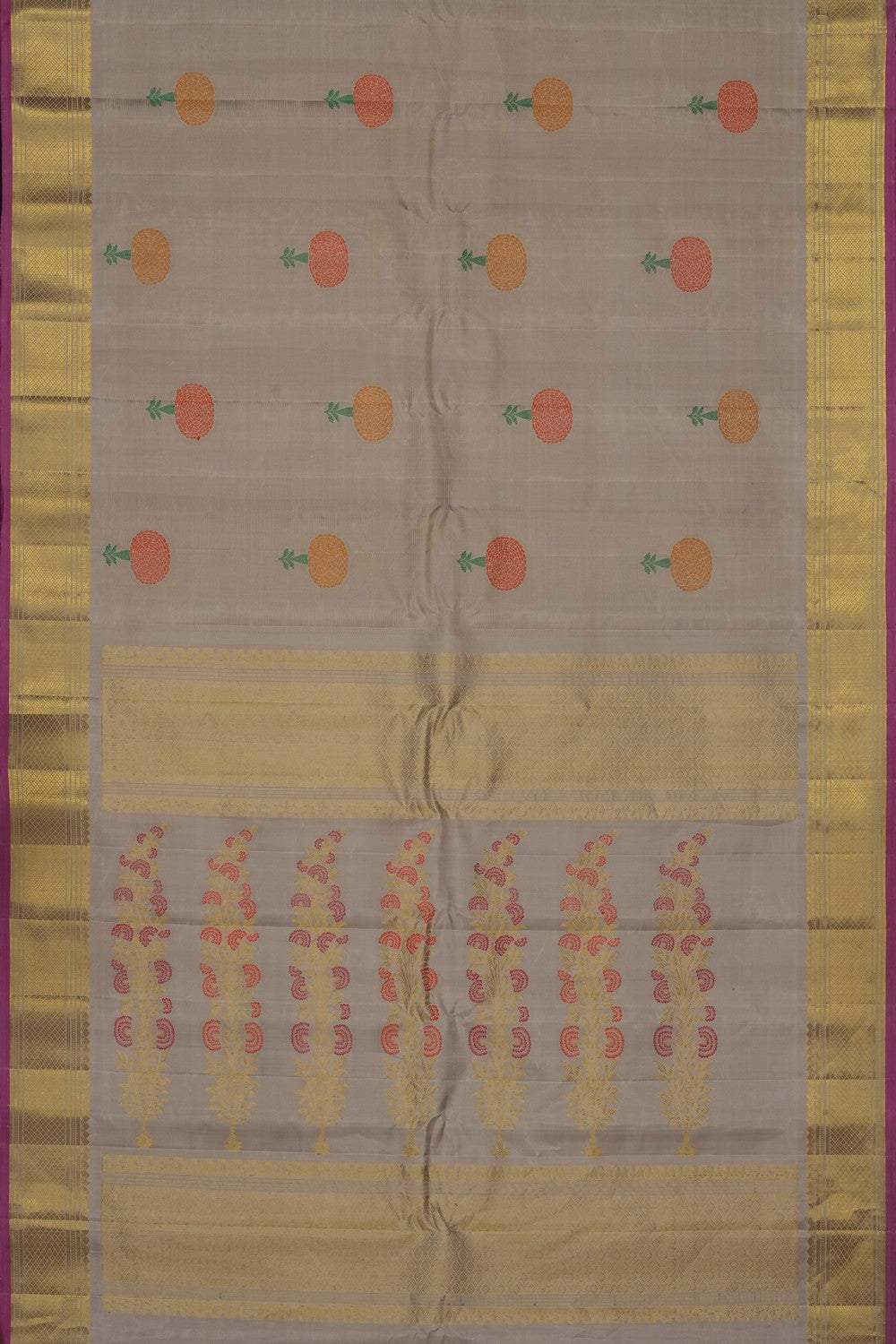 Image of Off-White Gadwal Silk Kattam Saree