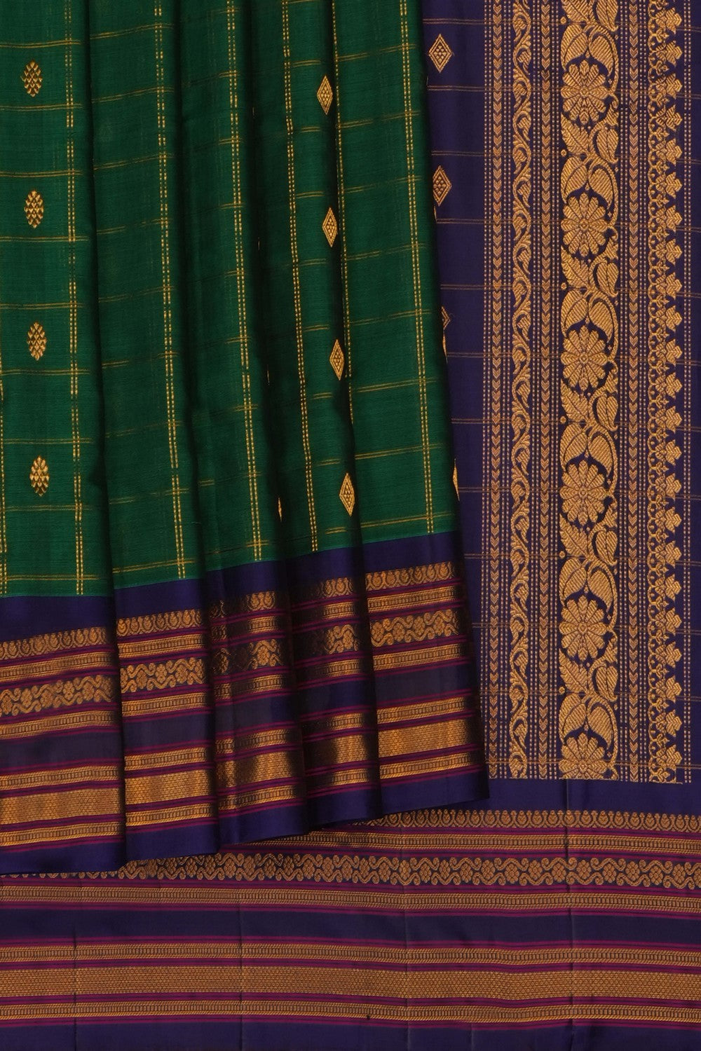 Image of Green Gadwal Silk Cotton Kattam Saree