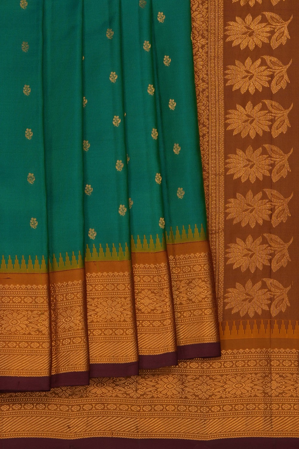 Image of Green Gadwal Silk Saree