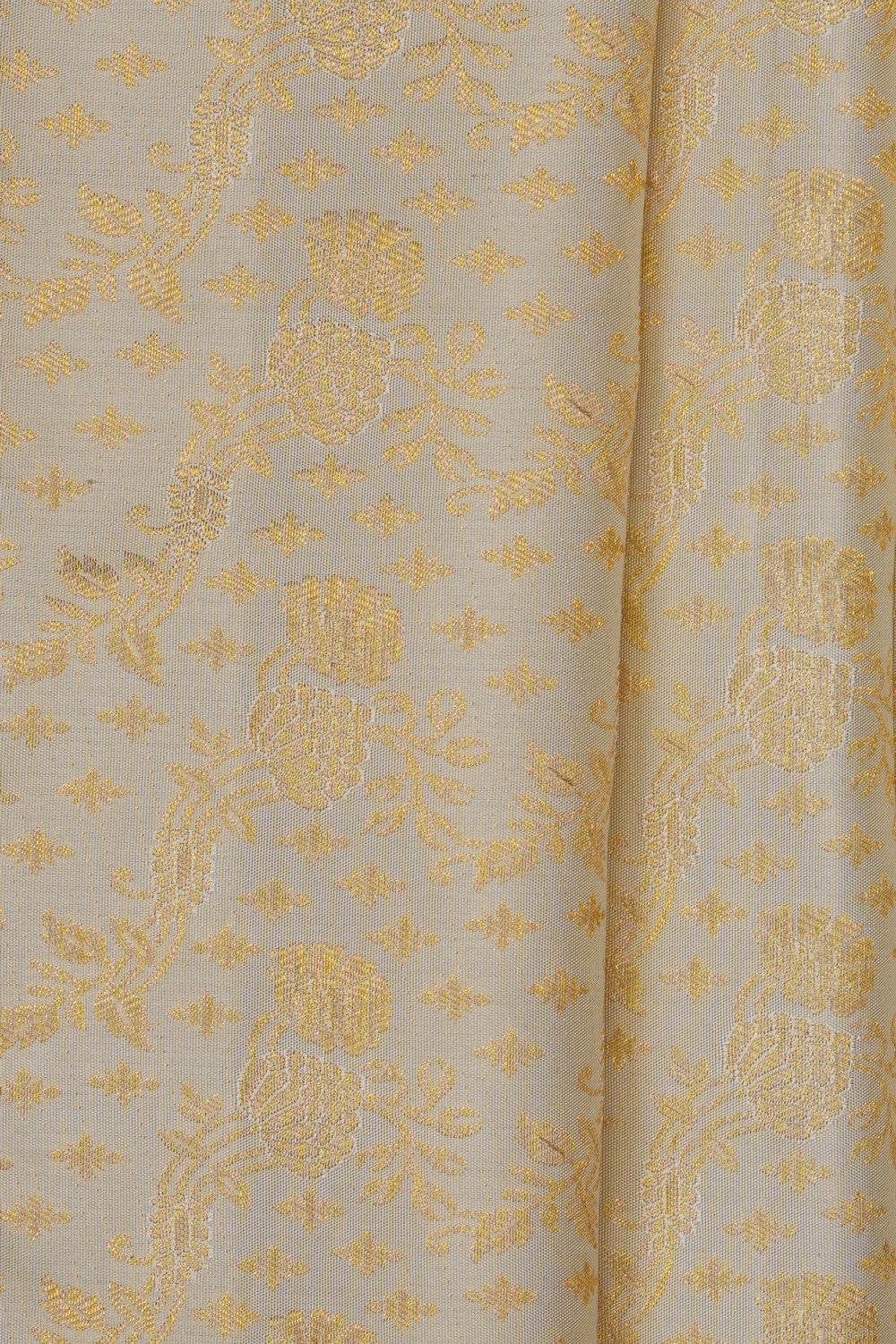 Image of Off-White Kanchipattu Brocade Saree