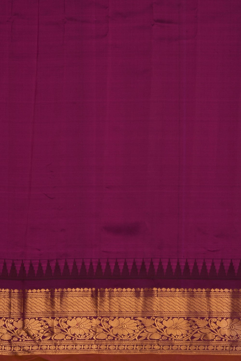 Image of Peach Gadwal Silk Kattam Saree