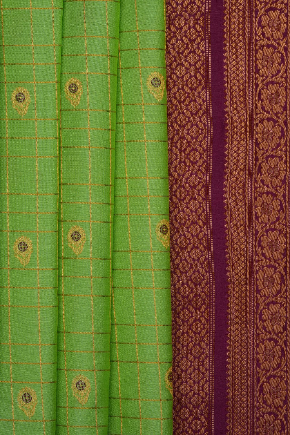 Image of Green Gadwal Silk Kattam Saree