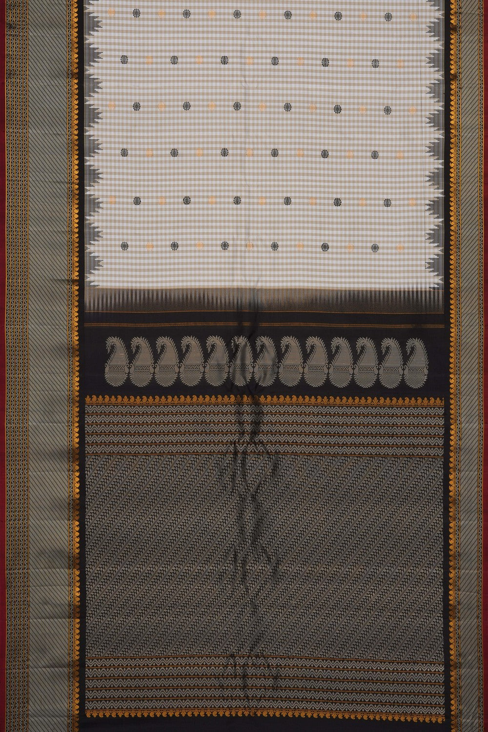 Image of Off-White Gadwal Silk Kattam Saree