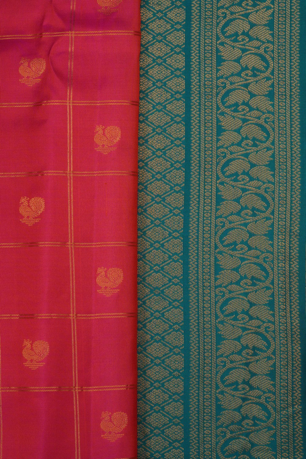 Image of Fuchsia-Pink Gadwal Silk Kattam Saree