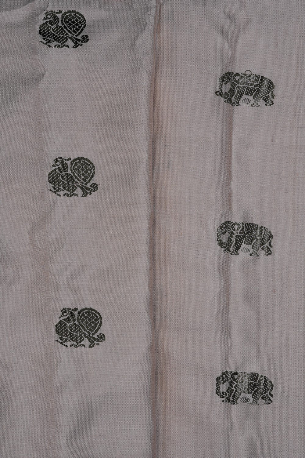 Image of Off-White Gadwal Silk Saree