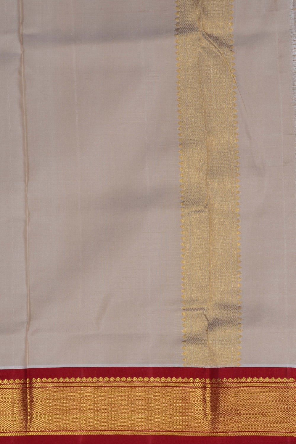 Image of Kanchi Silk Dhoti With Kanduva (8 X 4) 2 PCS Set