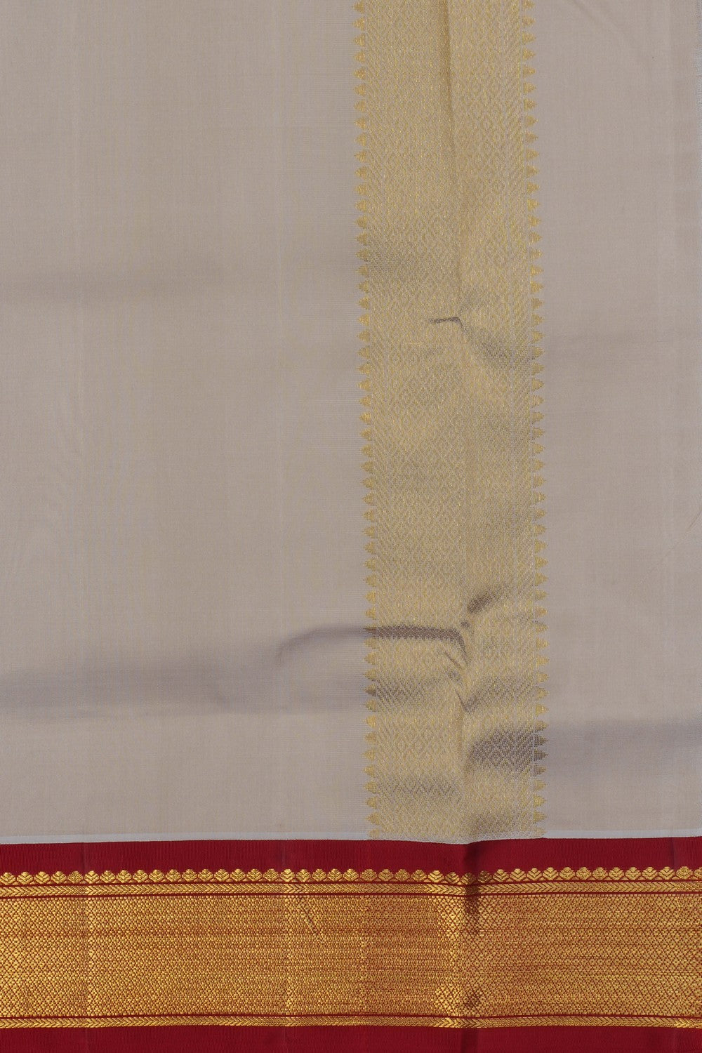 Image of Kanchi Silk Dhoti With Kanduva (8 X 4) 2 PCS Set