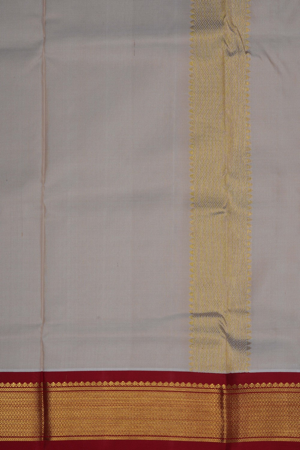 Image of Kanchi Silk Dhoti With Kanduva (8 X 4) 2 PCS Set