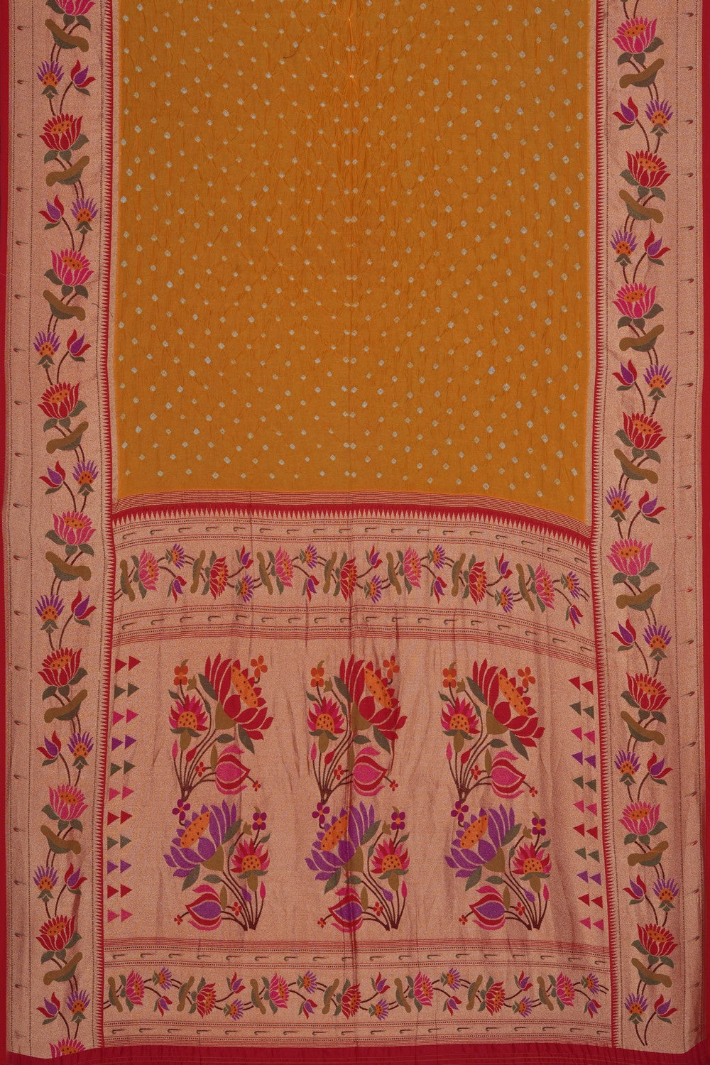 Image of This exquisite Fusion Bandhani Paithani Saree
