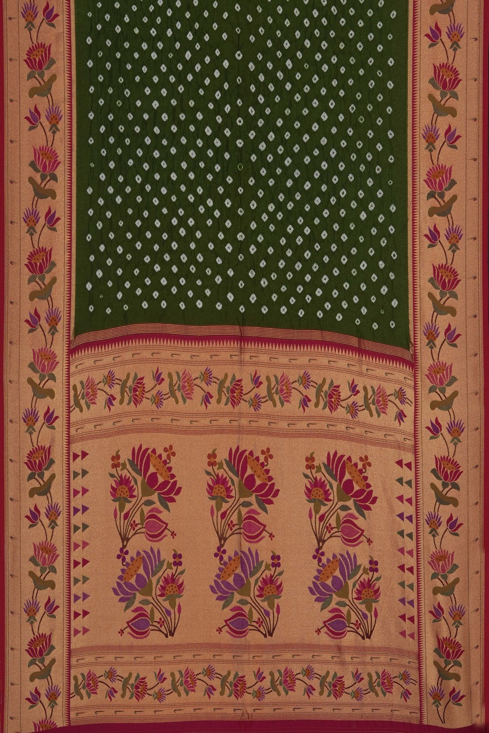 Image of This exquisite Fusion Bandhani Paithani Saree