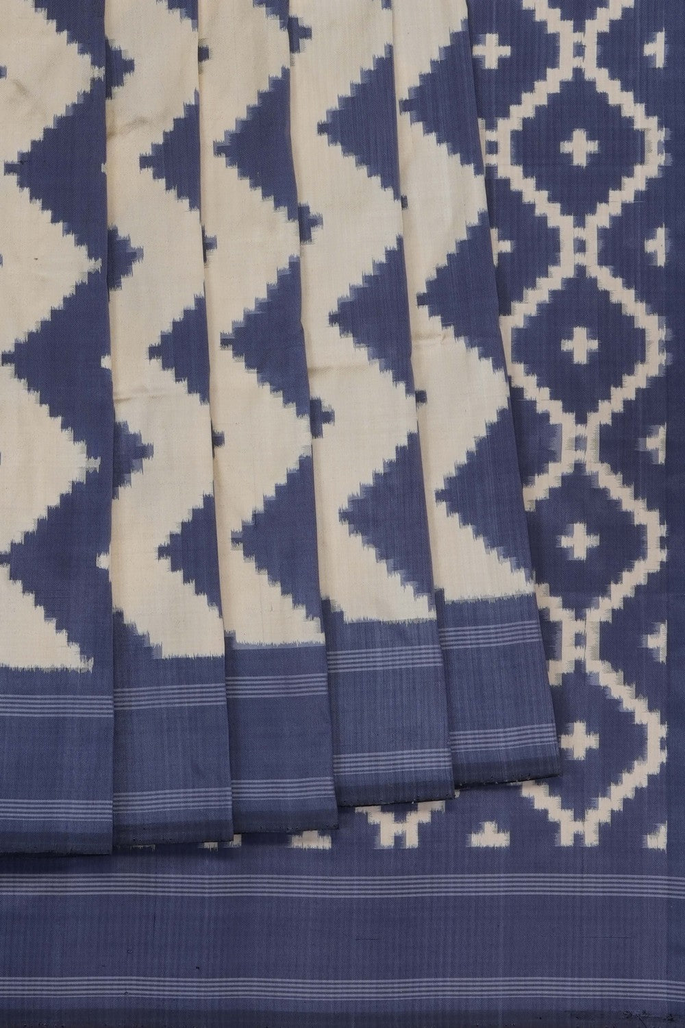 Image of Grey Pochampally Ikat Silk Saree