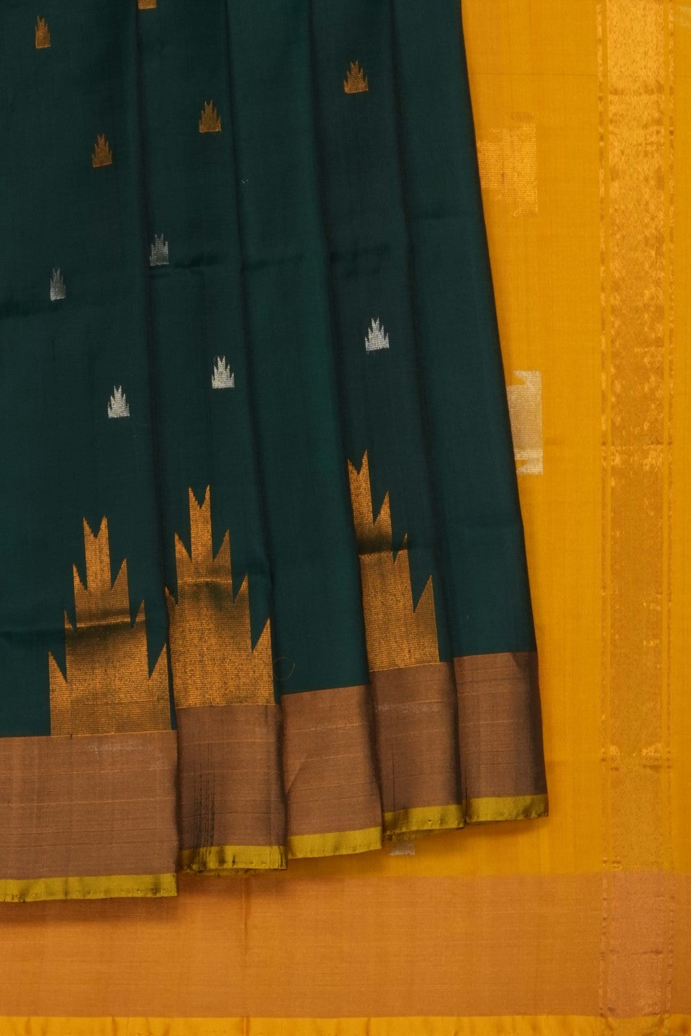 Image of Green Uppada Silk Saree