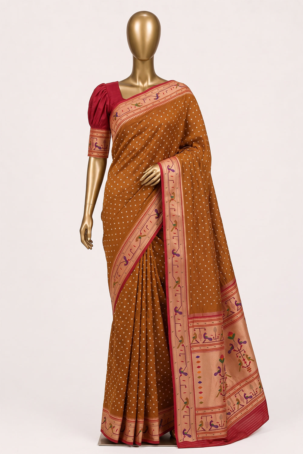 Image of This exquisite Fusion Bandhani Paithani Saree