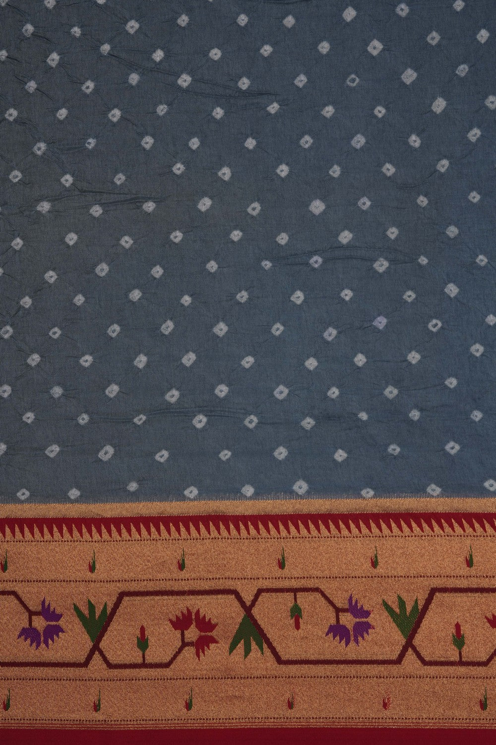 Image of This exquisite Fusion Bandhani Paithani Saree