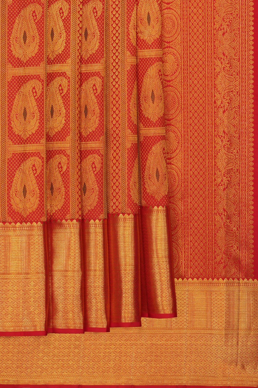 Image of red-kanchipattu-brocade-saree-p-18940777