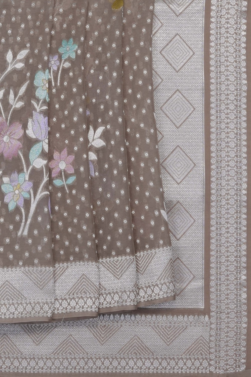 Image of grey-georgette-saree-p-18940693