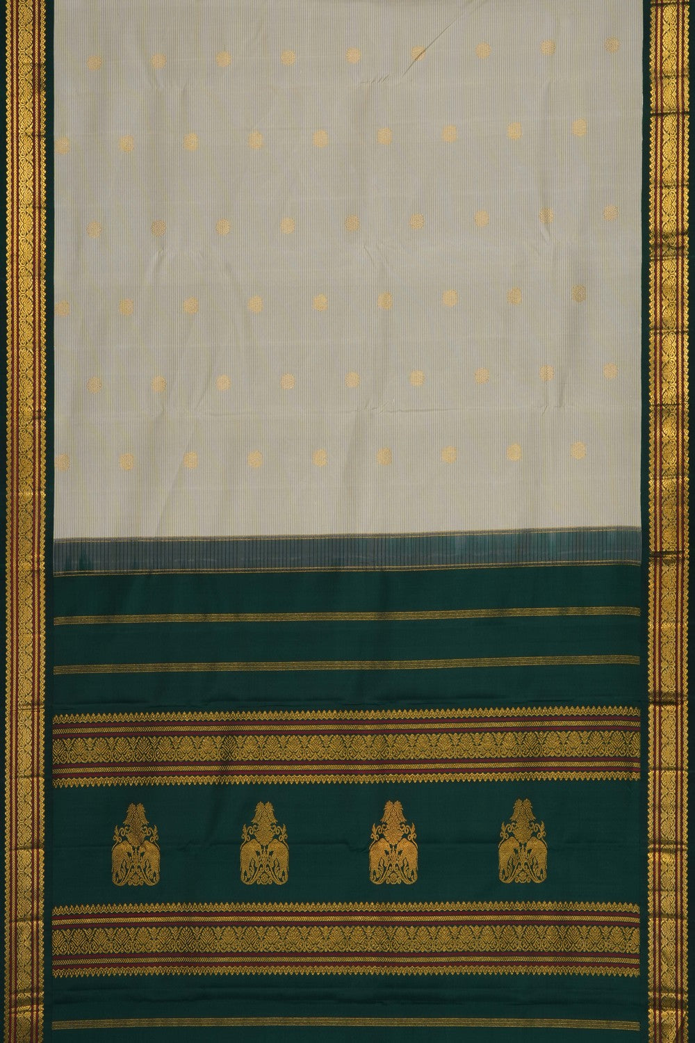 Image of Kanchipattu Stripes Pattern Saree