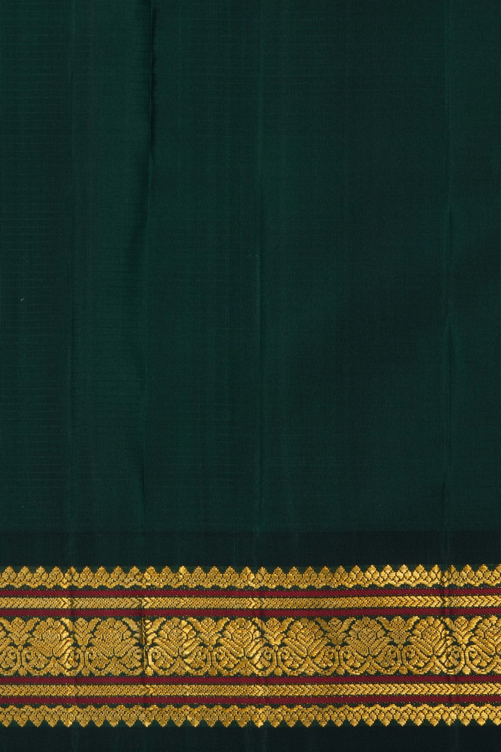 Image of Kanchipattu Stripes Pattern Saree