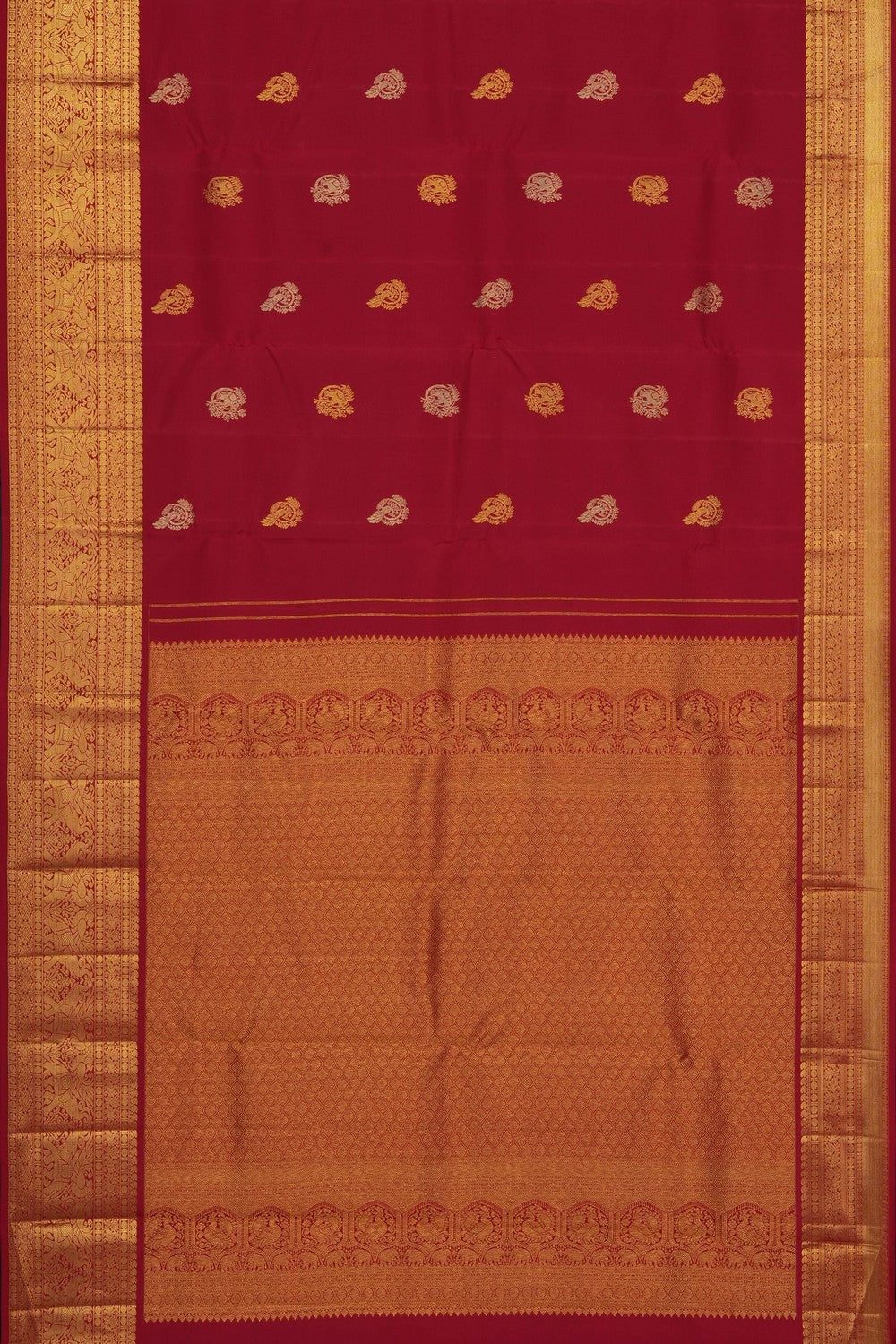 Image of Red Kanchipattu Saree