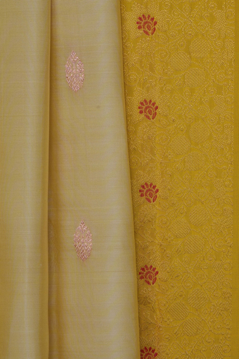 Image of Cream Kanchipattu Saree