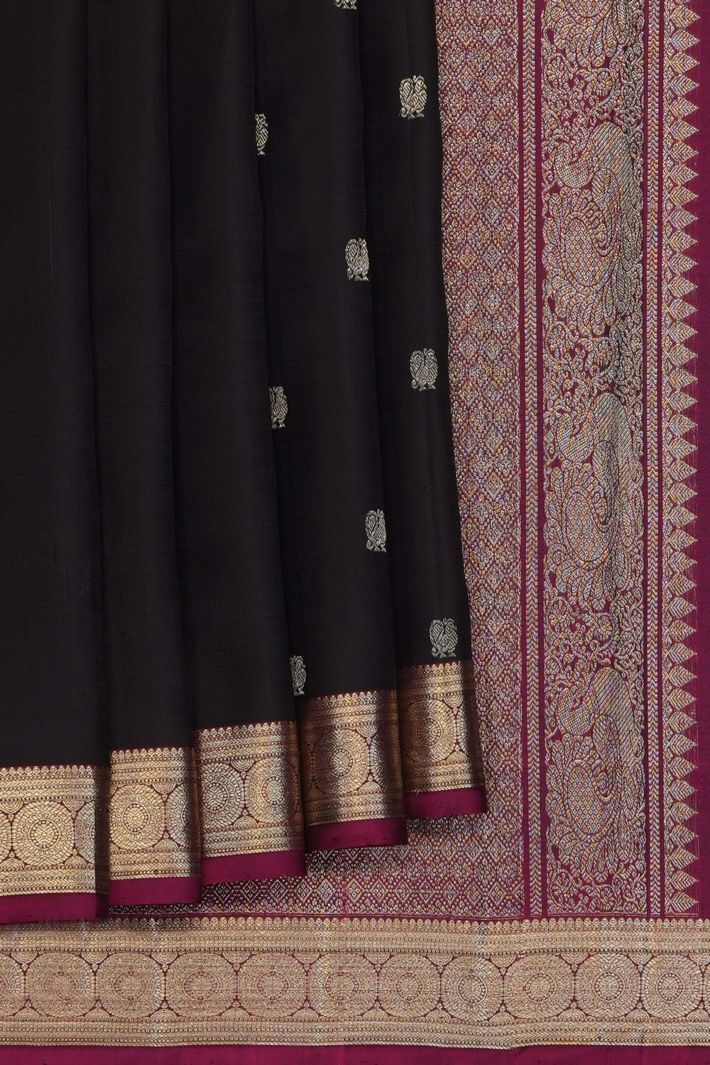 Image of Black Kanchipattu Saree