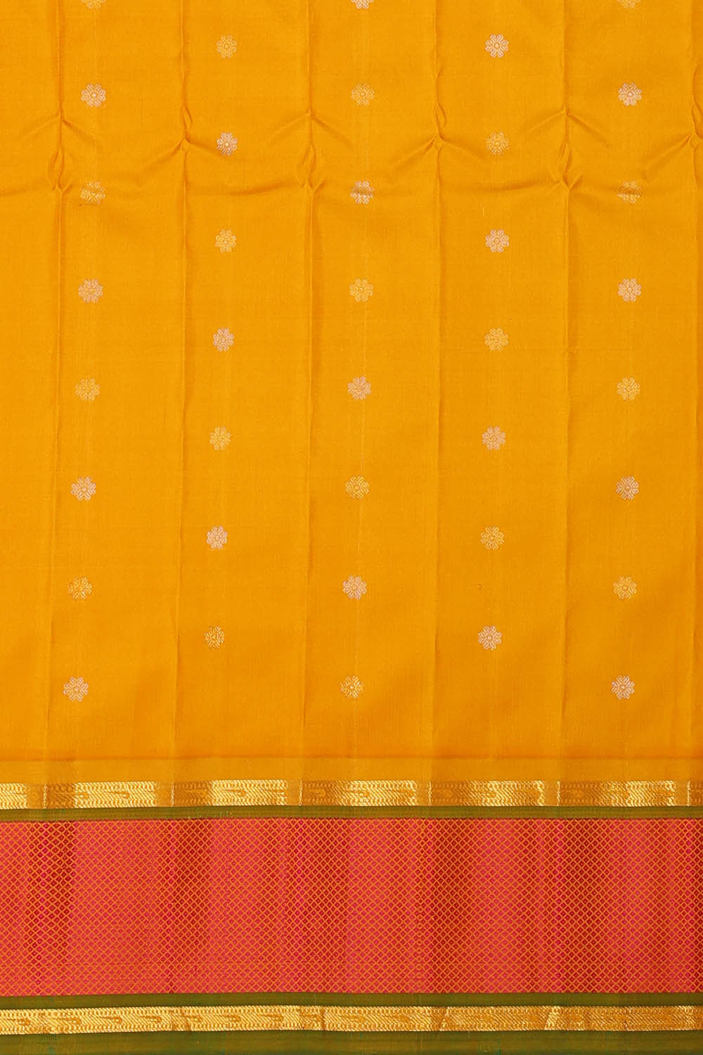 Gadwal Silk Cream Saree