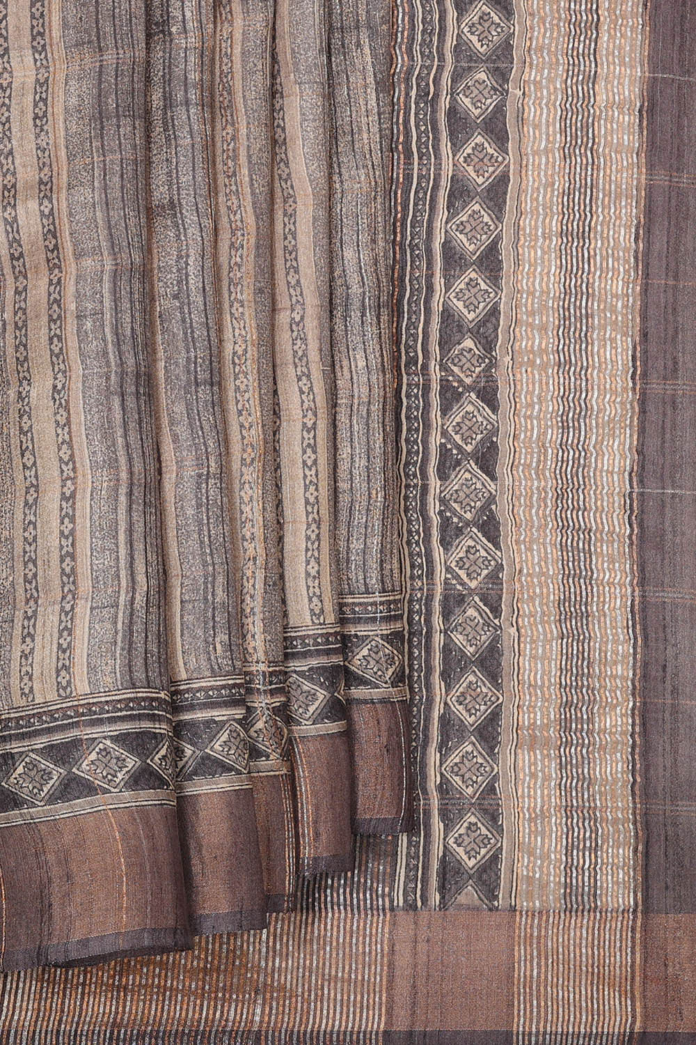 Printed Tussar Silk Creamy Grey Saree