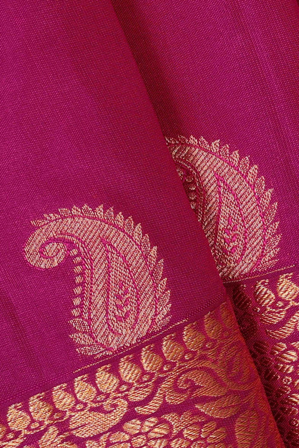 Kanchipattu Magenta Brocade Saree