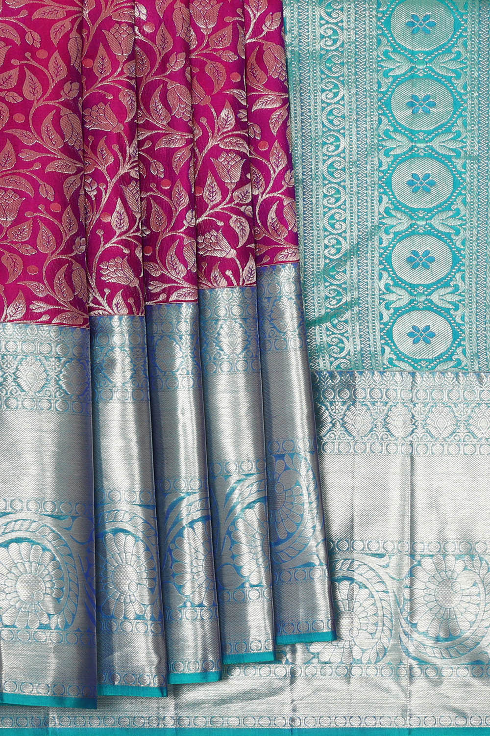 Kanchipattu Magenta Brocade Saree