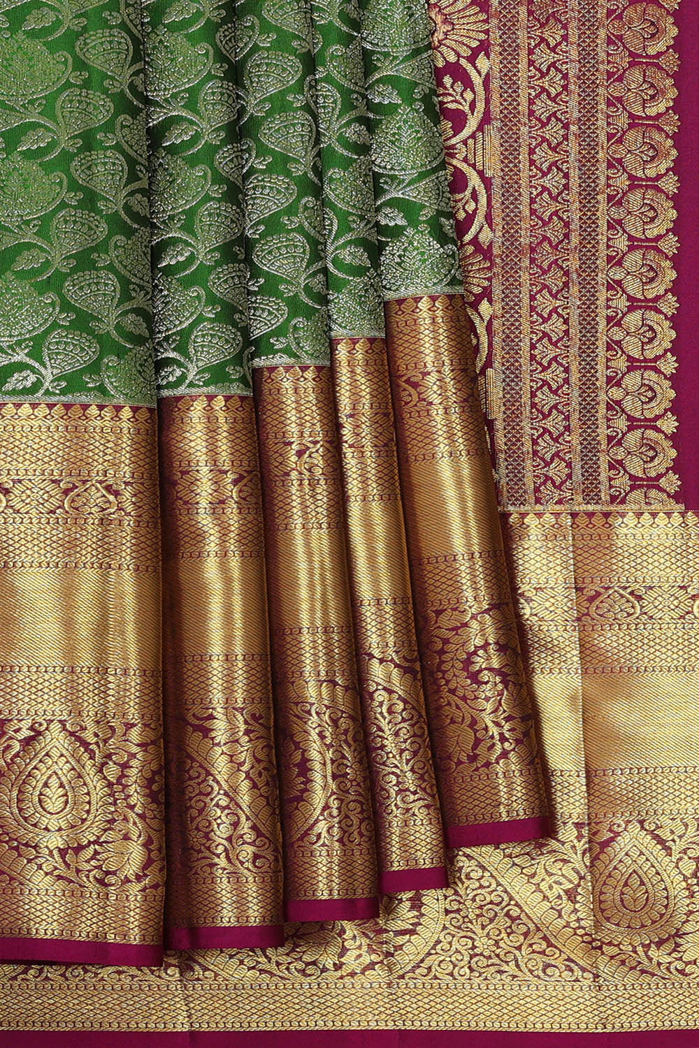 Kanchipattu Leaf Green Brocade Saree