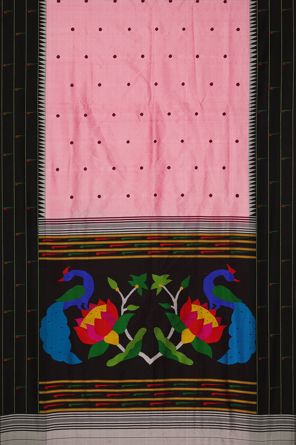 Image of A fusion paithani and Kanchipattu Lavender saree