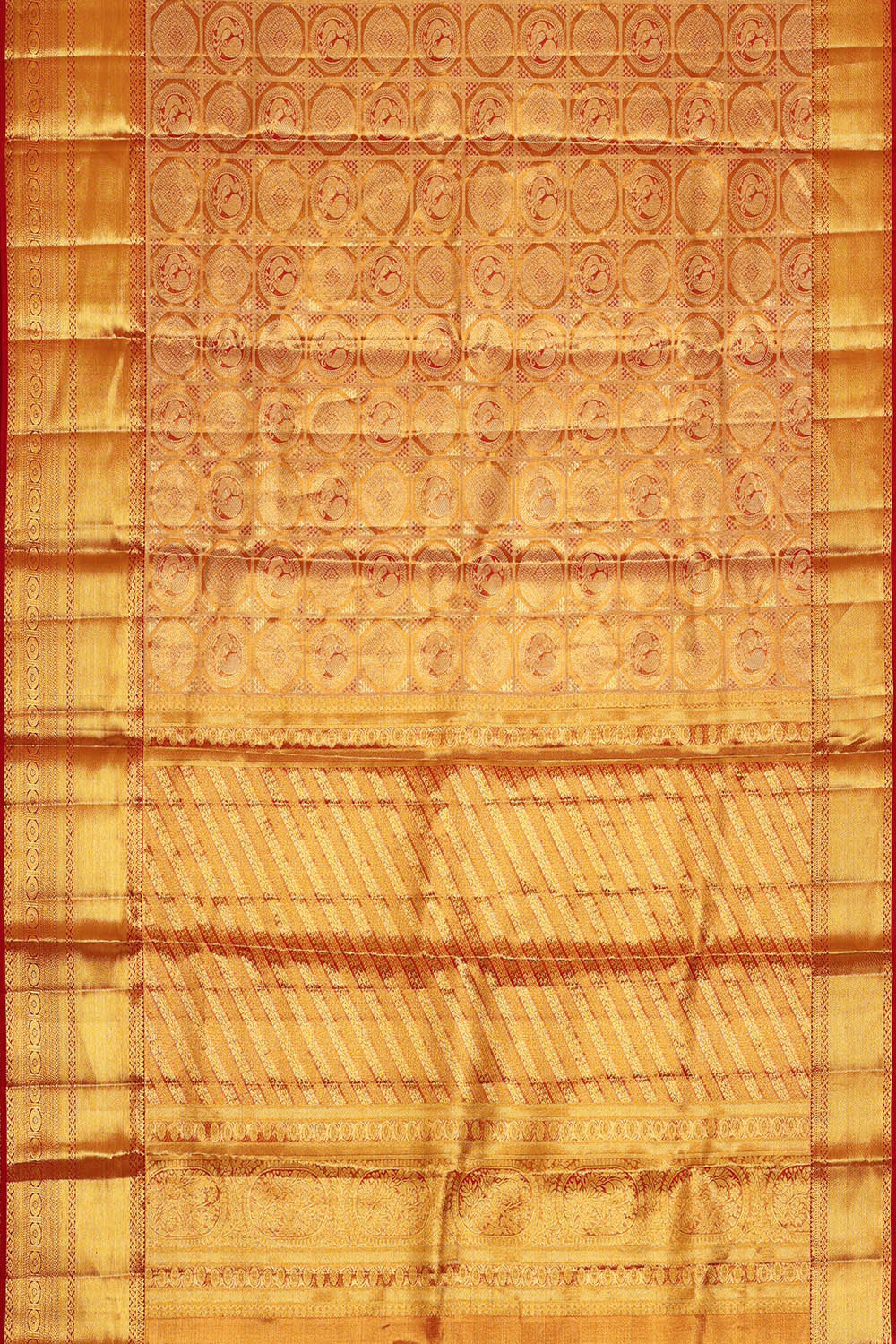 Kanchipattu Gold Tissue Brocade Saree