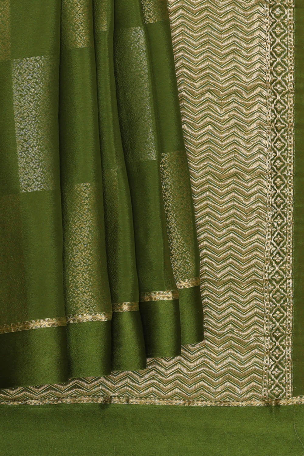 Crepe Leaf Green Saree