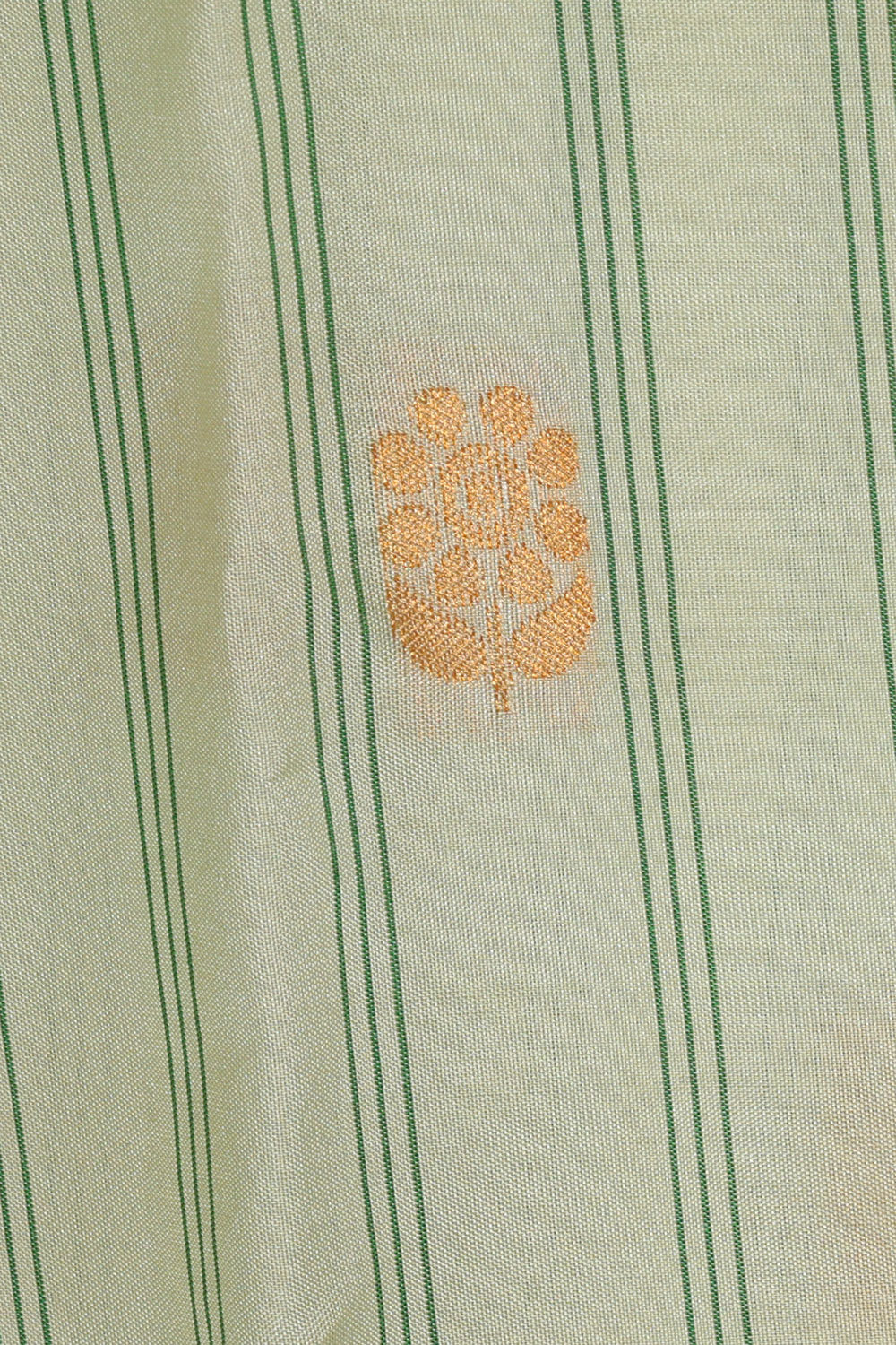 Gadwal Cream Silk Saree