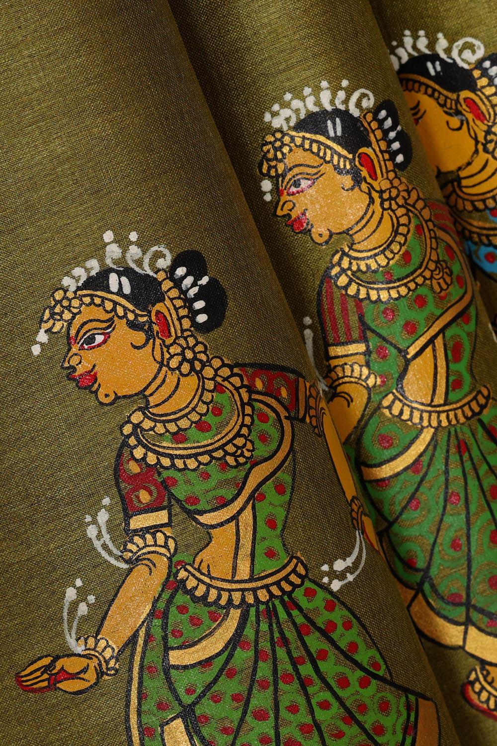 Patti Chitra Golden Green Saree