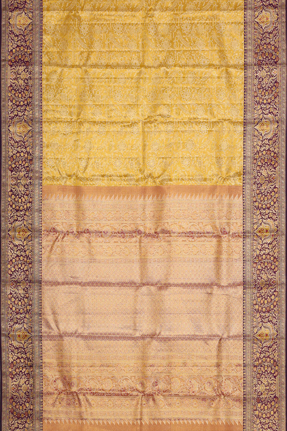 Kanchipattu Gold Tissue Brocade Saree