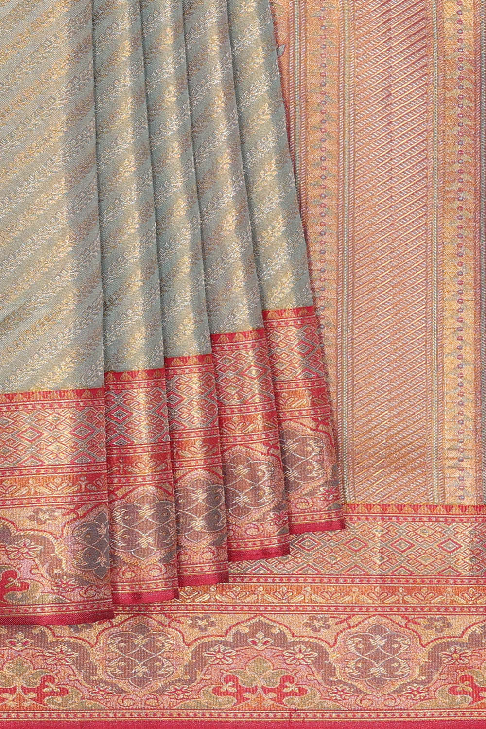 Kanchipattu Grey Brocade Saree