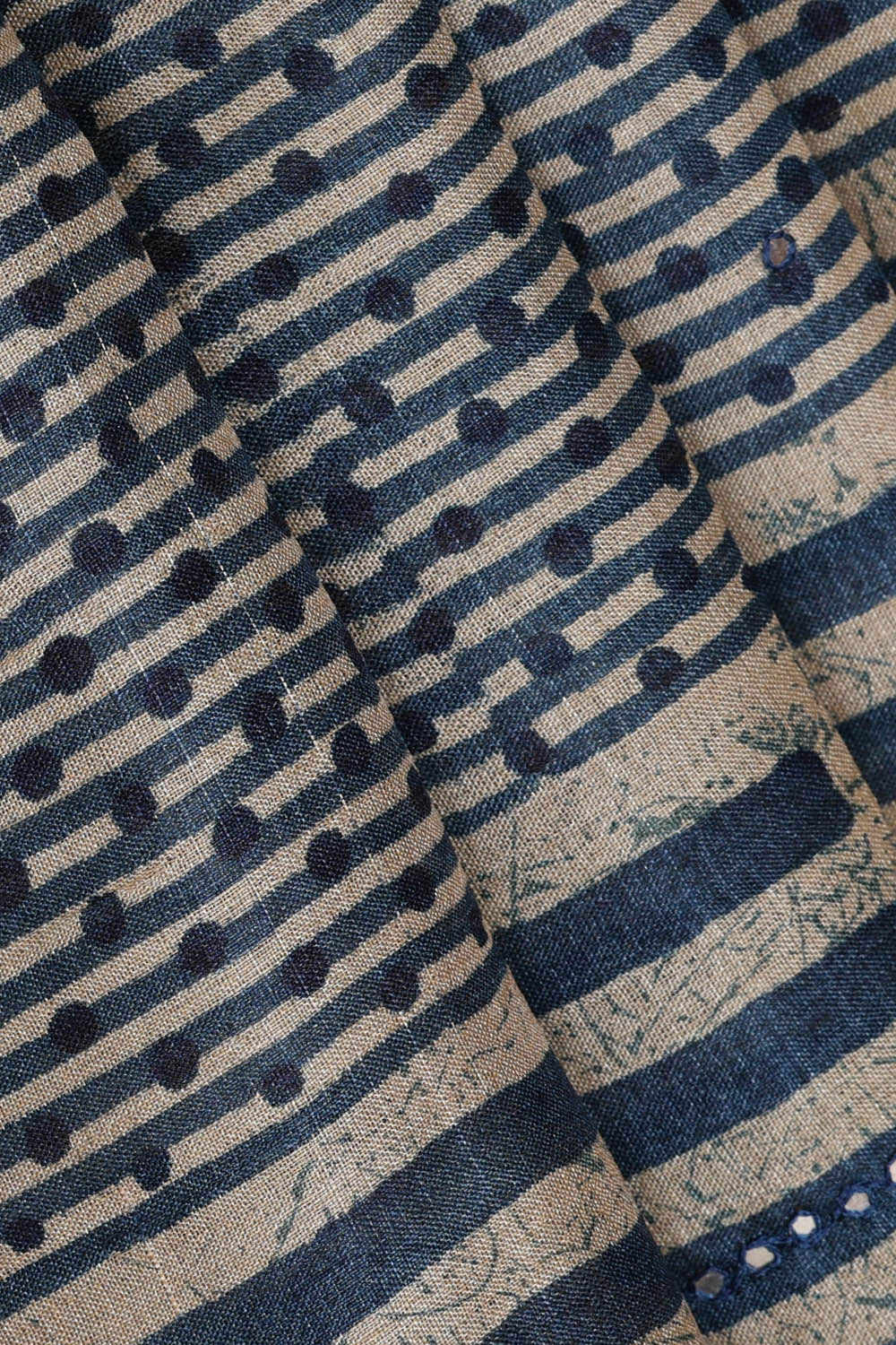 Image of Printed Tussar Cream-Blue Saree