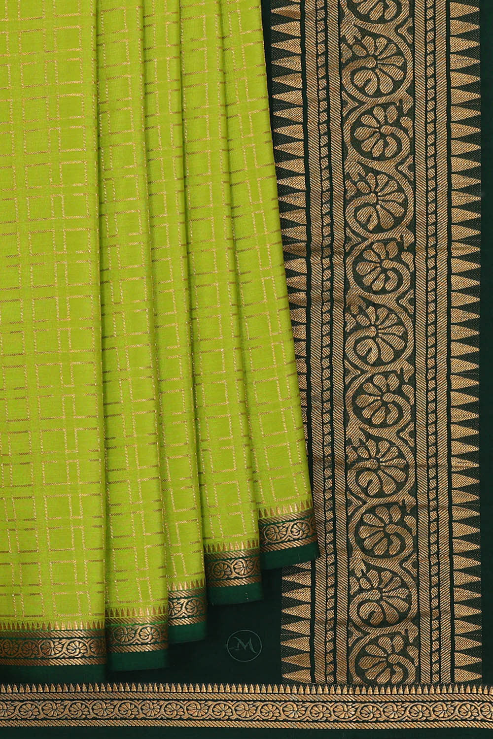 Image of Binny Crepe Parrot Green Saree