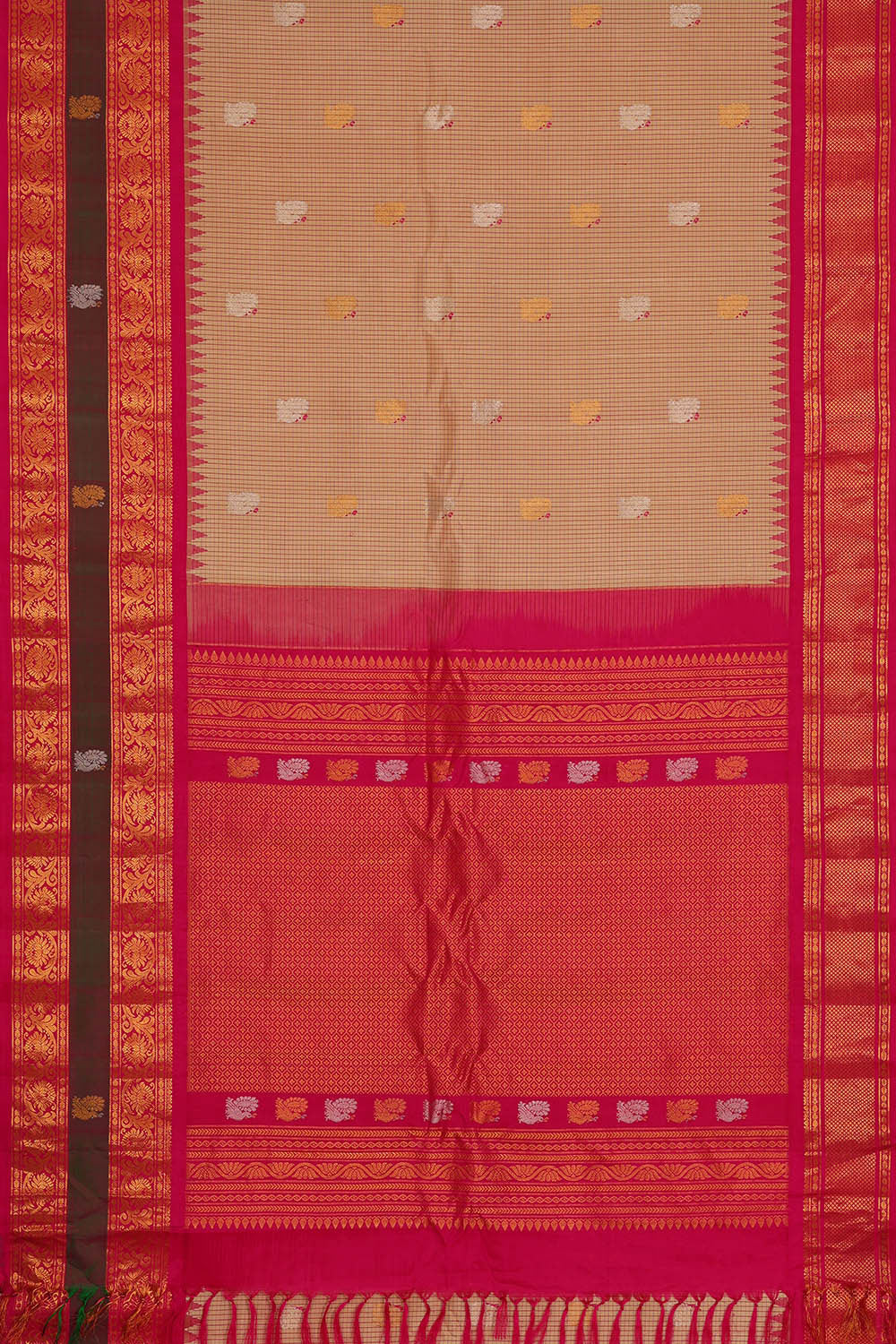 Gadwal Silk Cream Saree