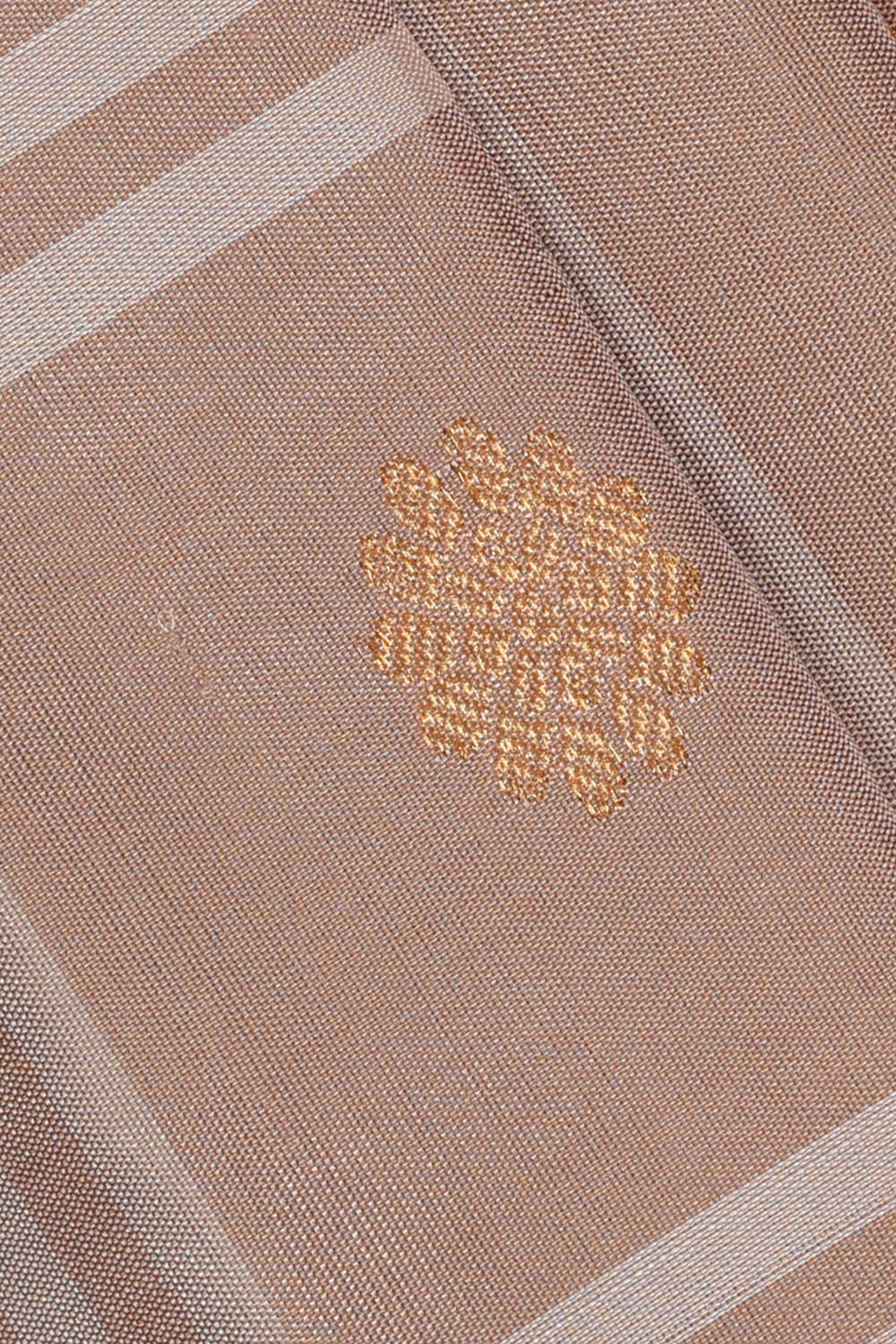 Image of Gadwal Silk Cream Saree