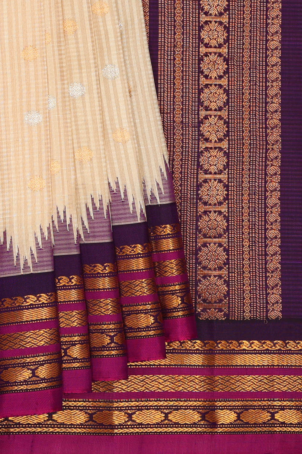 Gadwal Silk Cream Saree