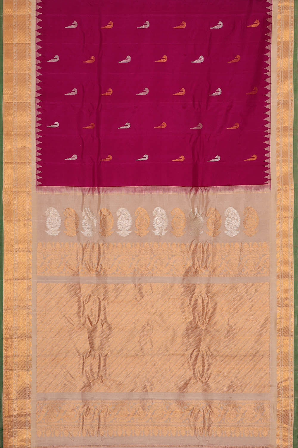 Gadwal Silk Magenta Saree