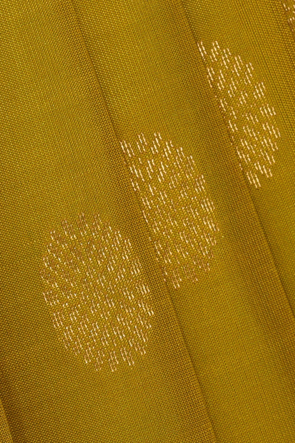 Kanchipattu Yellowish Green Brocade Saree