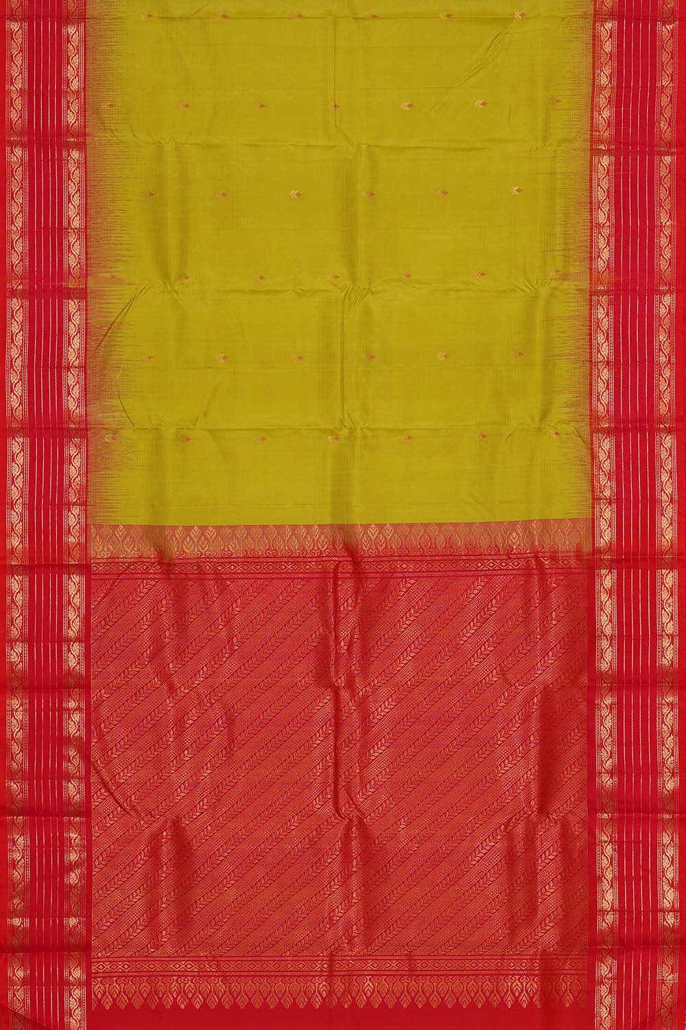 Kanchipattu Yellowish Green Brocade Saree