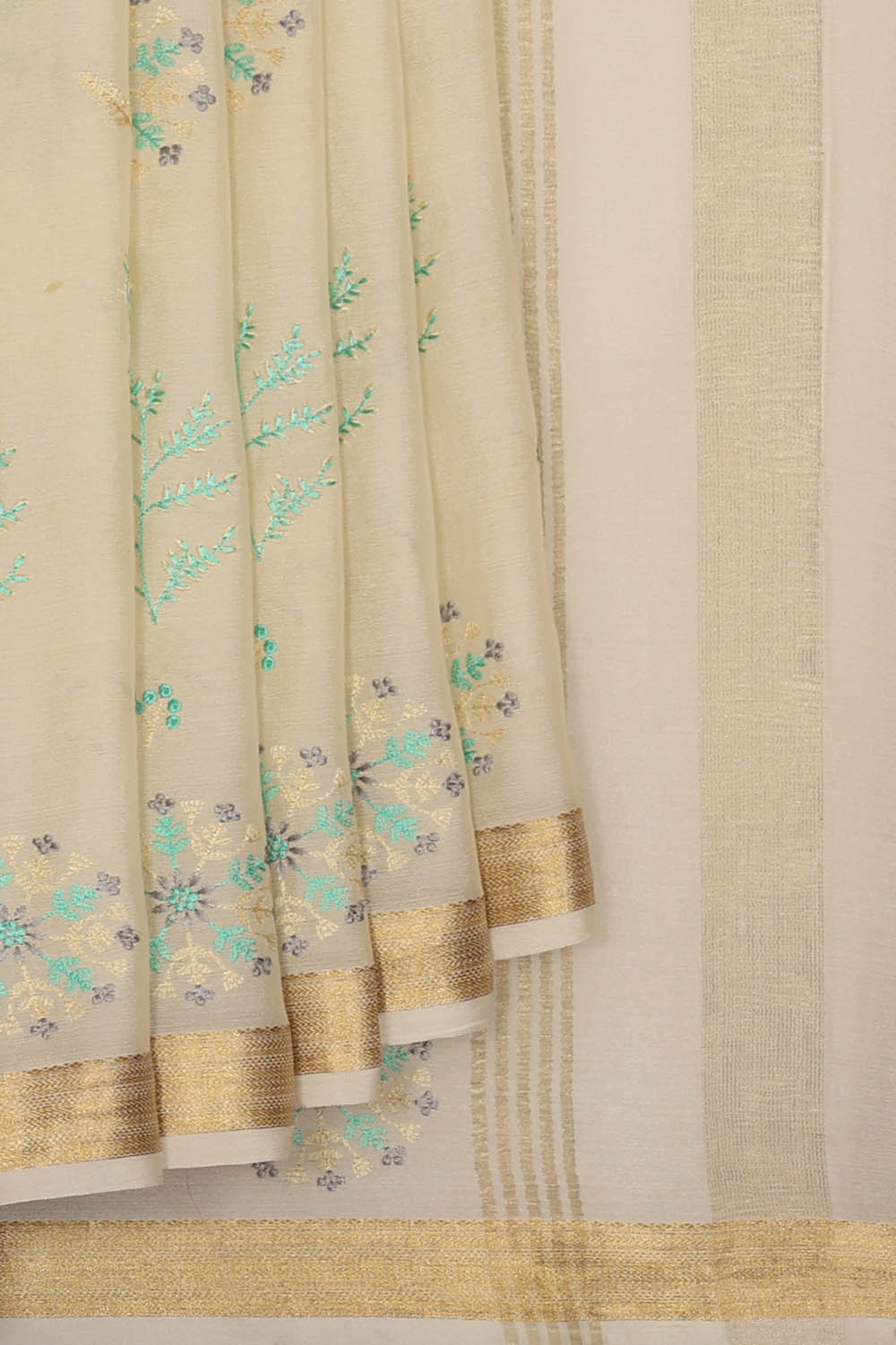 Image of Off-White Chiffon Embroidery Saree