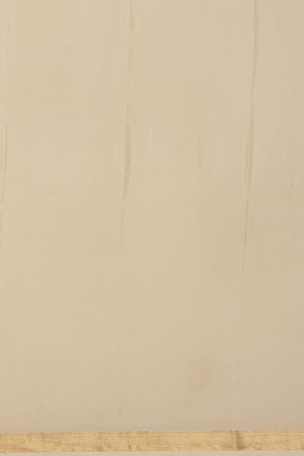 Image of Off-White Chiffon Embroidery Saree