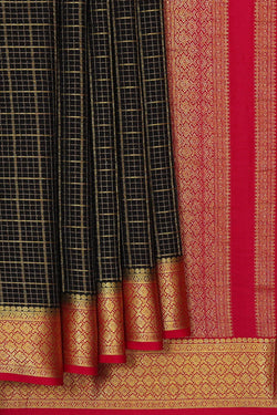 Image of Binny Crepe Black Saree