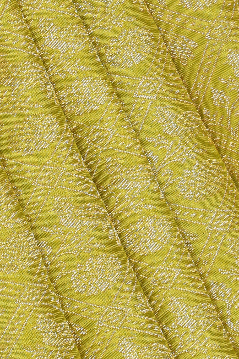 Kanchipattu Yellowish Green Brocade Saree