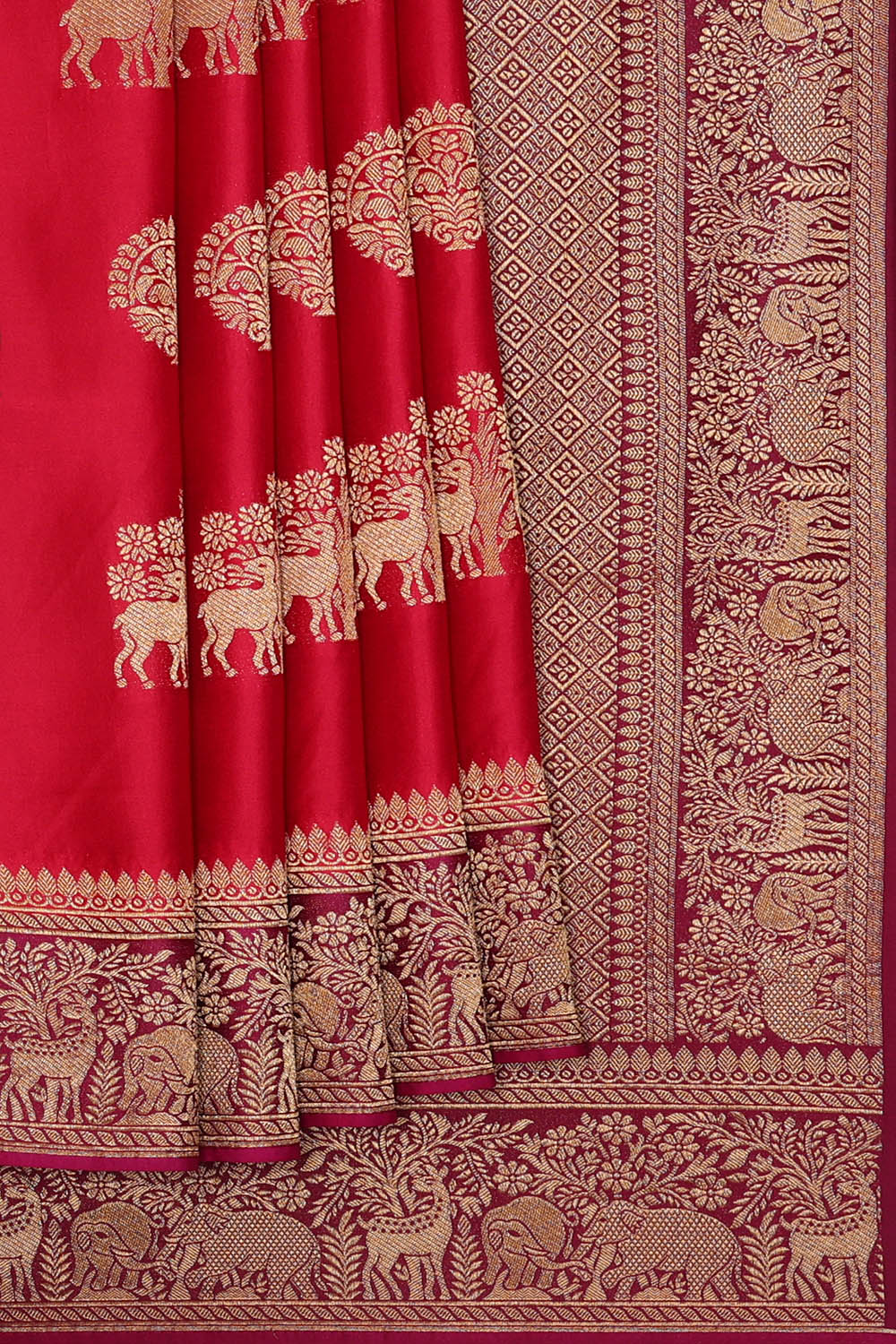 Image of Crepe Red Saree